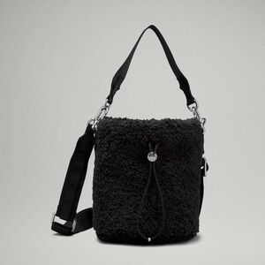 Lululemon Crossbody Fleece Bucket Bag